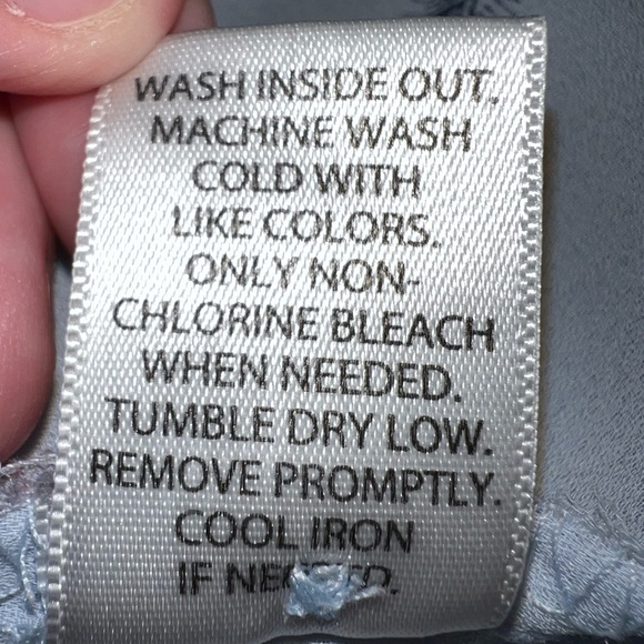 Candies Feather And Lace Tank Top - Picture 10 of 10